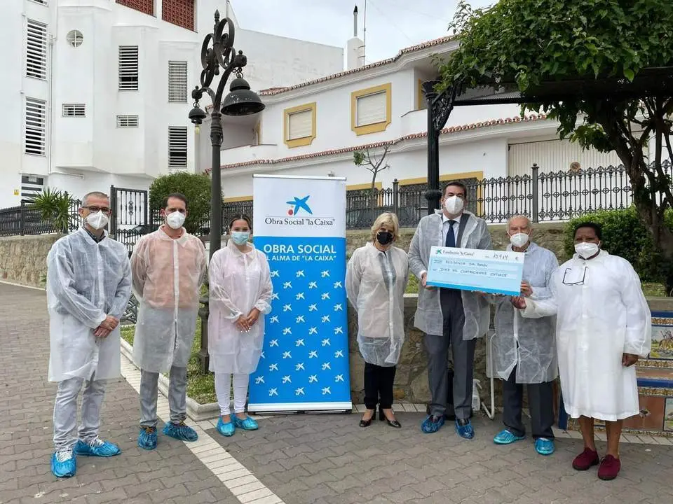 Entrega de la donaci&oacute;n. - A. I.