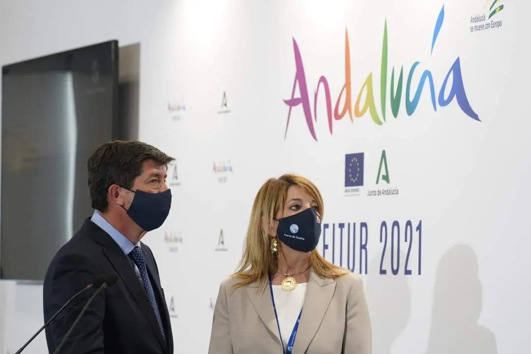Juan Mar&iacute;n y Pilar Miranda en Fitur. - VH