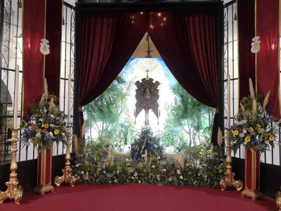 El simpecado de Huelva, listo para Pentecost&eacute;s. - HDAD.