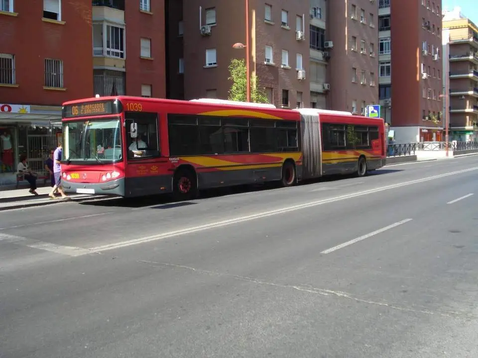 Autob&uacute;s de Tussam. - EP
