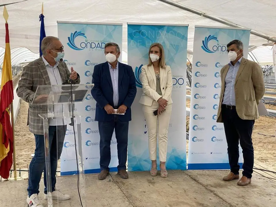 Firma del convenio. - VH