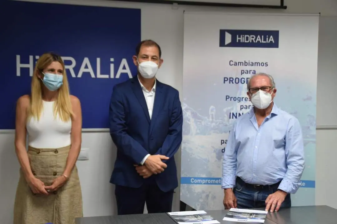 Firma del convenio. - A.I.