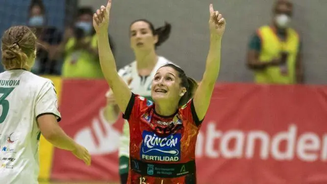 Celebrando un gol. - BCS