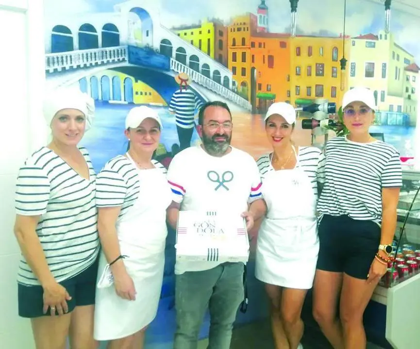 Equipo de La G&oacute;ndola. - Barriento