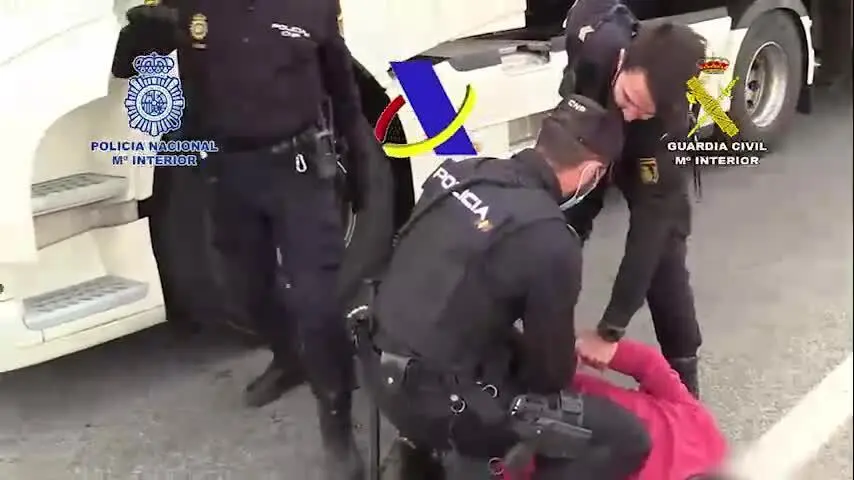 Desarticulada una organizaci&oacute;n criminal que pretend&iacute;a introducir 12 toneladas de hach&iacute;s