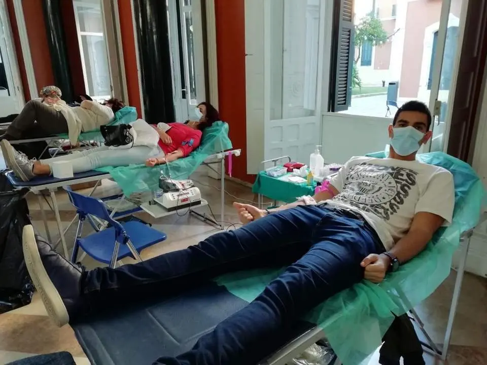 Macrocolecta de sangre en la Casa Col&oacute;n de Huelva. - Junta