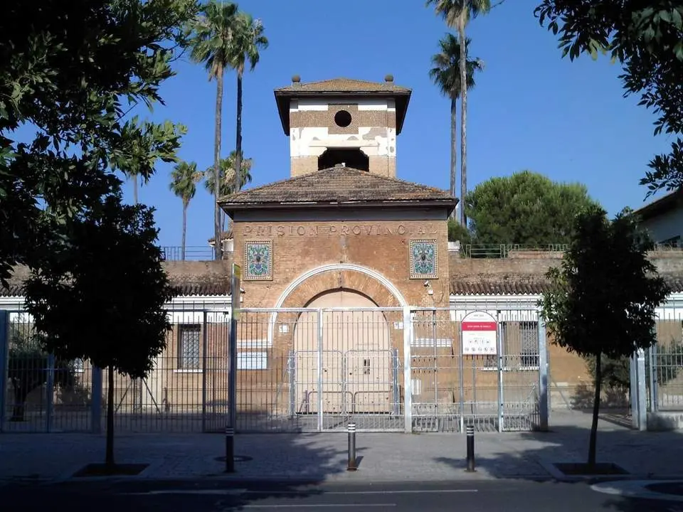 Fachada de la c&aacute;rcel de La Ranilla. - WIKIPEDIA