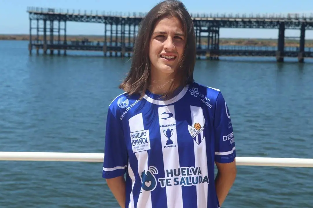 Paula Romero. - VH
