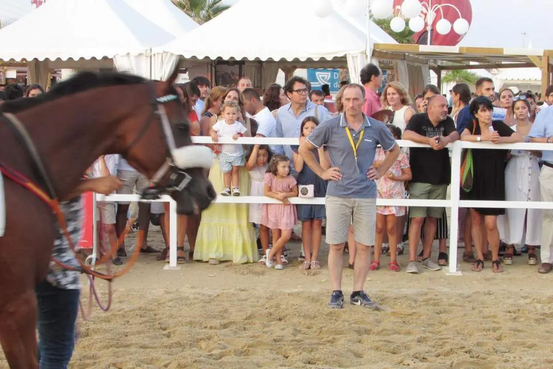 &Oacute;scar Anaya en el recinto de la Playa de Las Piletas - Ra&uacute;l J. Bustillos
