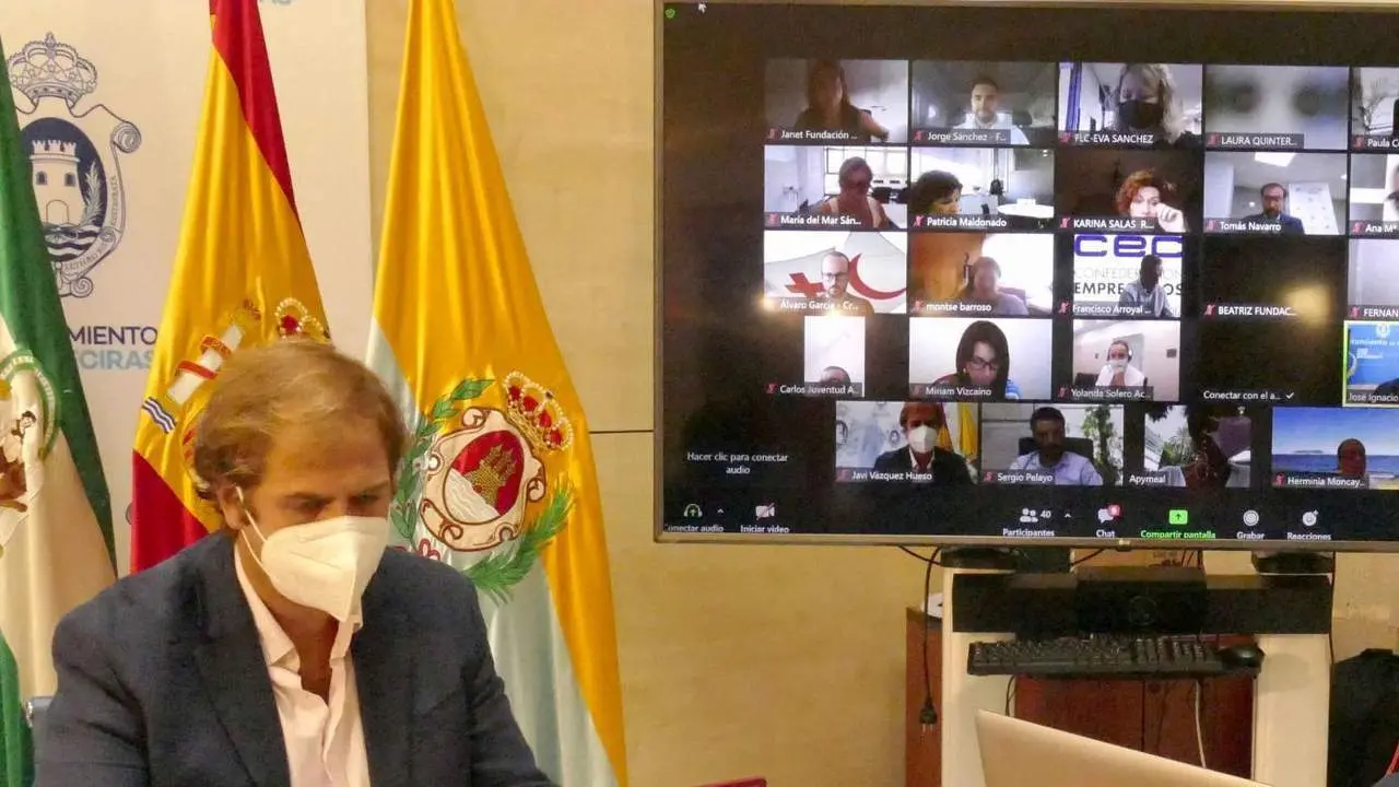 Un momento de la reuni&oacute;n. - A. I.