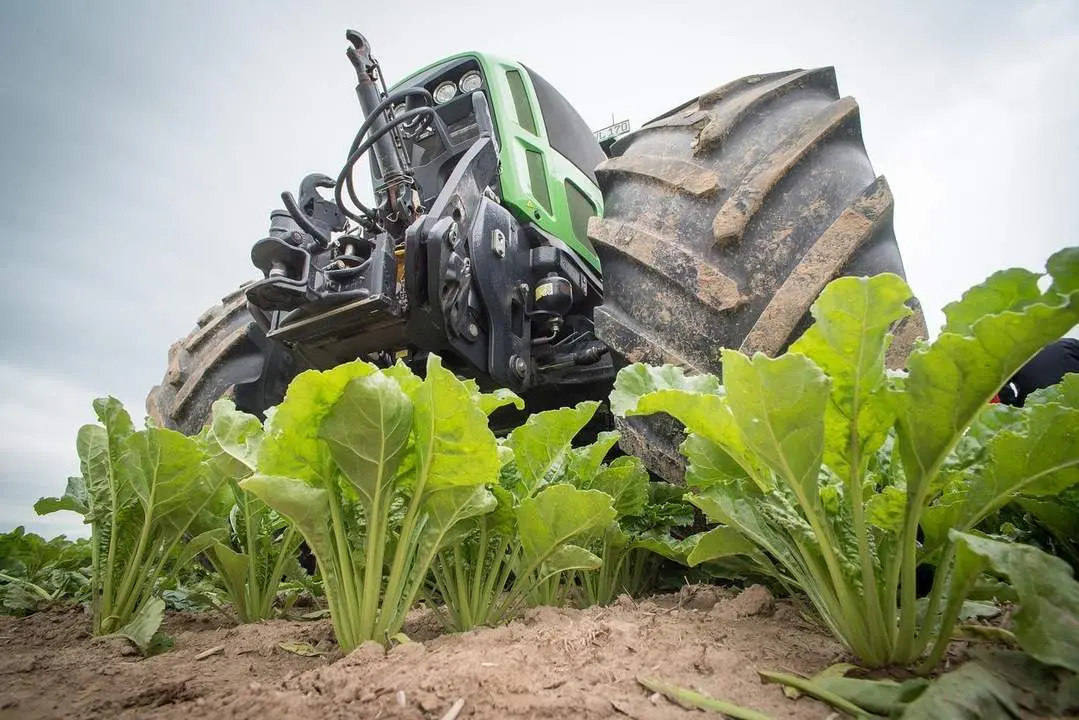 Tractor - archivo