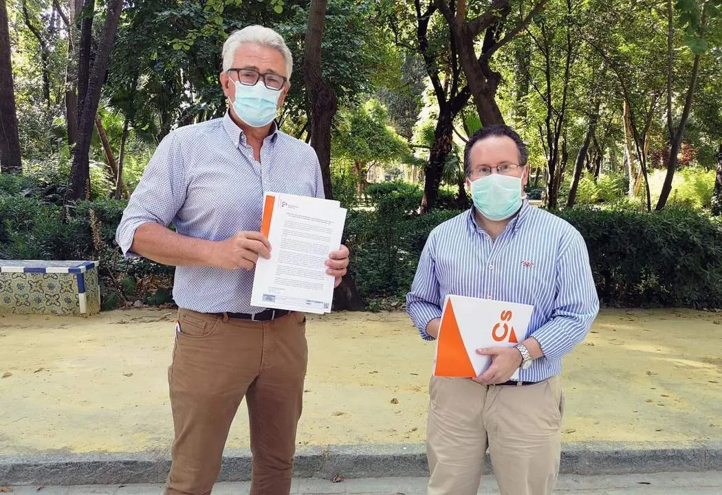 Los concejales Miguel &Aacute;ngel Aumesquet y Lorenzo L&oacute;pez. - Cs