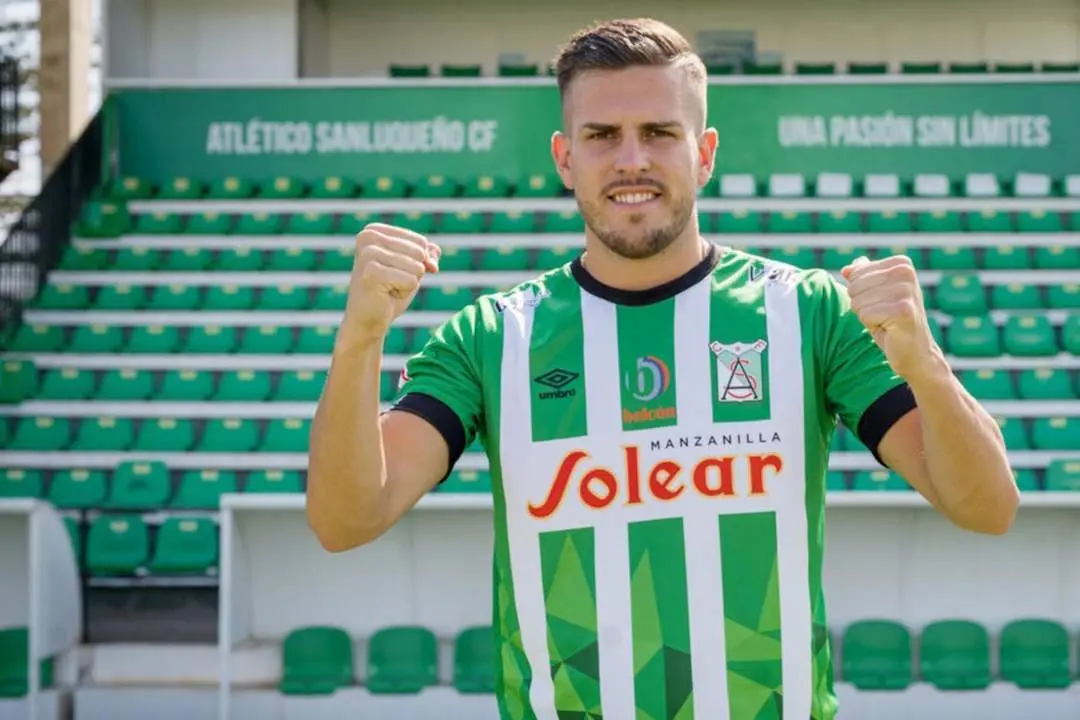 El malague&ntilde;o Canillas ya luce los colores verdiblancos - ASCF