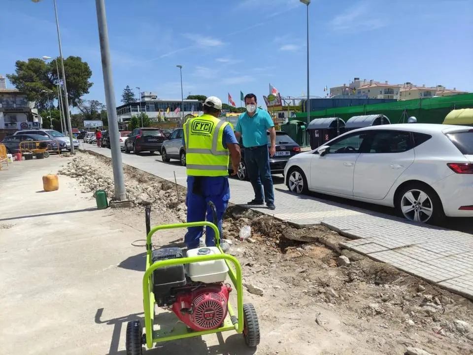 obras murete urb manuela. - VIVA
