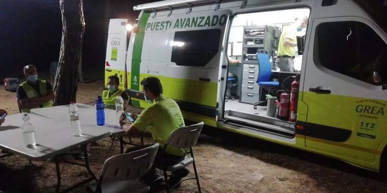 Puesto de mando avanzado por el incendio declarado en Bonares. - 112 EMERGENCIAS