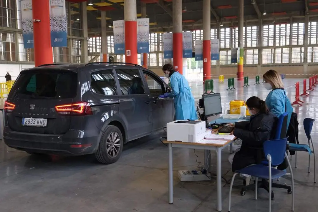 La campa&ntilde;a de vacunaci&oacute;n en Ifeca transcurre a buen ritmo.  - Cristo Garc&iacute;a