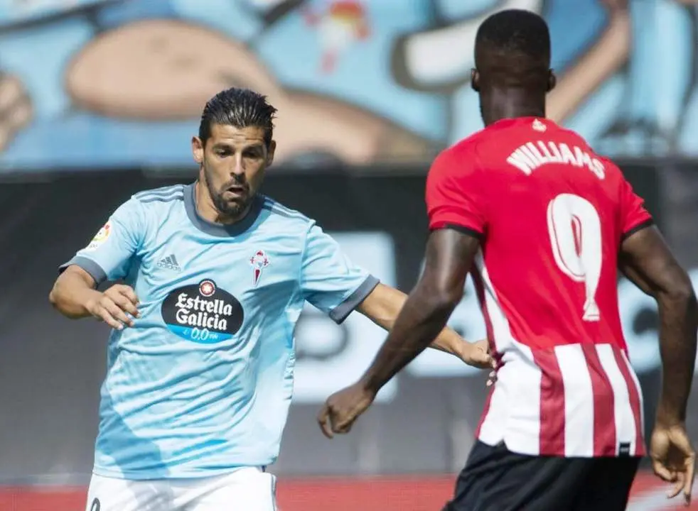 Nolito ante Ia&ntilde;i Williams, autor del &uacute;nico gol del partido - LaLiga Santander