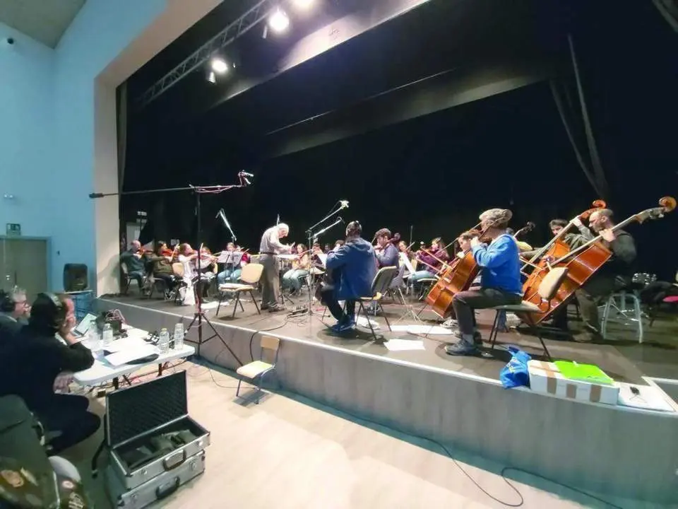 La Orquesta &Aacute;lvarez Beigbeder durante uno de los ensayos realizados para la grabaci&oacute;n del &aacute;lbum. - Cedida