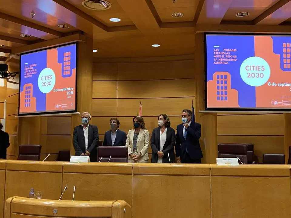 Firma del acuerdo citiES 2030. - AYTO