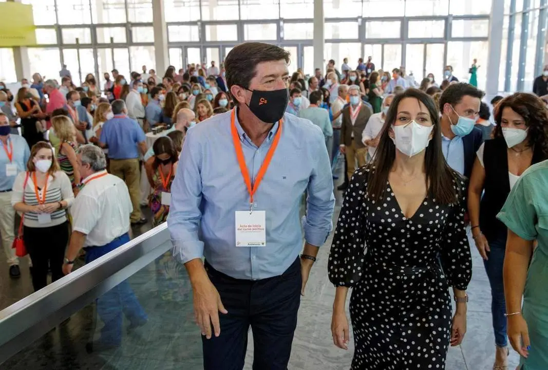 Mar&iacute;n y Arrimadas en sevilla. - EFE
