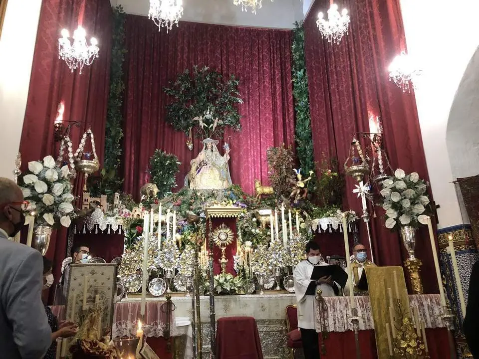 La Divina Pastora y Santa Marina. - Hdad