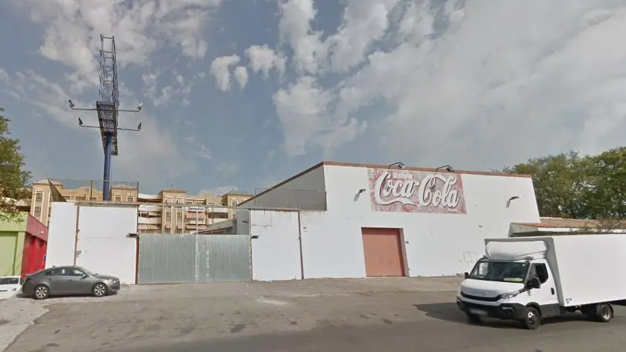 La nave de Coca-Cola en Algeciras. - A. I.