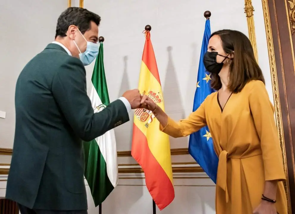 Juanma Moreno e Ione Belarra. - EFE