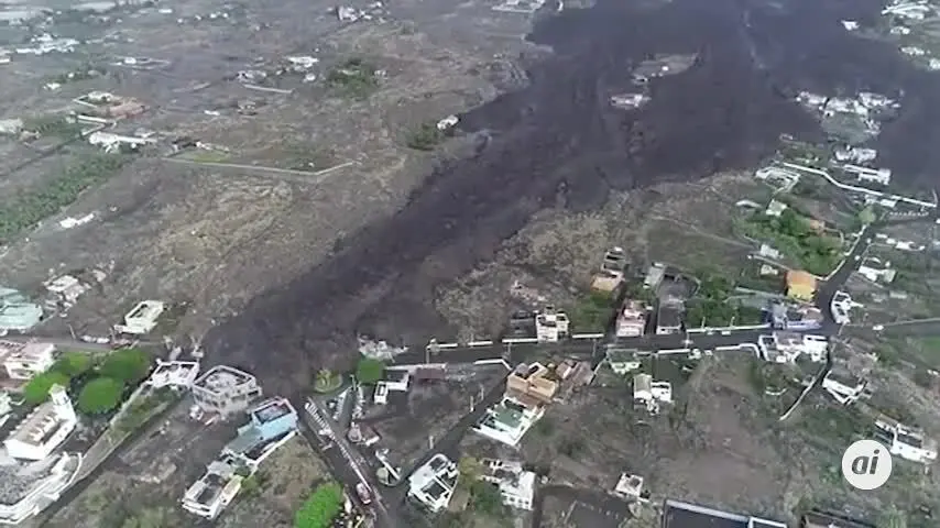 Abierto un nuevo foco de emisi&oacute;n del volc&aacute;n de La Palma m&aacute;s al oeste del foco principal