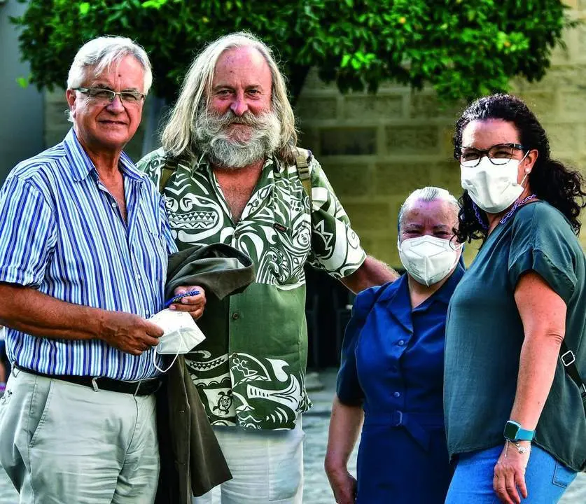 Antonio Bascu&ntilde;ana, Antonio Vergara, Sor Carmen y Trinidad Merino. - Eulogio Garc&iacute;a