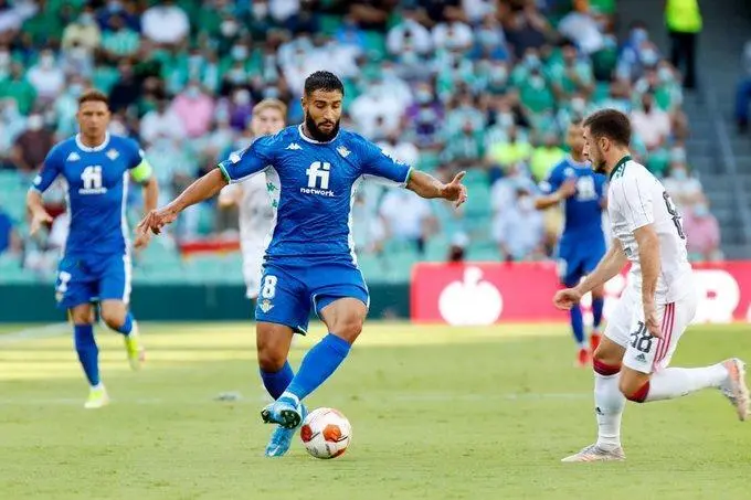 El futbolista del Betis, Fekir, durante el partido contra el Celtic. - rbb