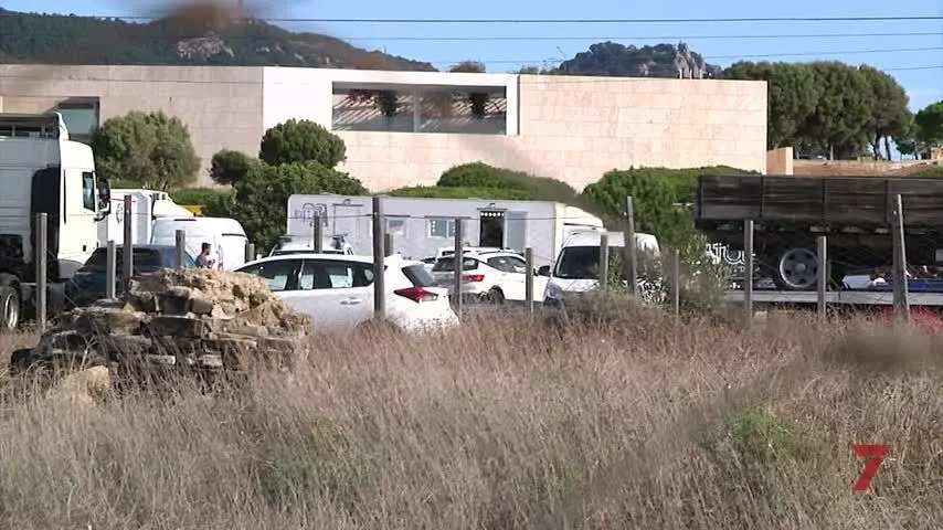 El rodaje de 'The Crown' cierra el yacimiento de Baelo Claudia, en Tarifa