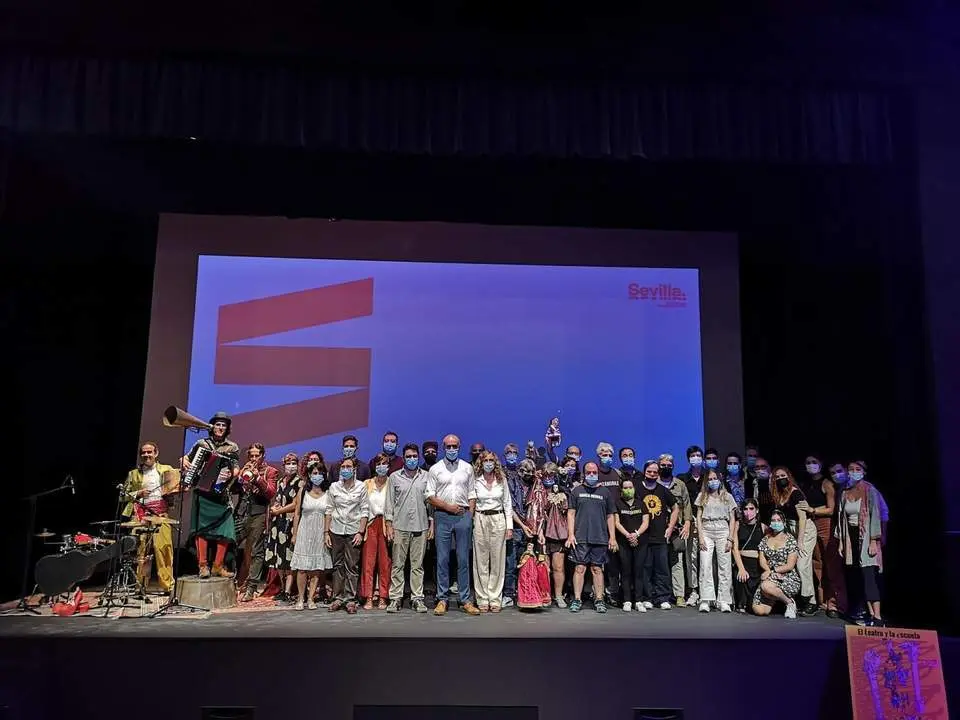 Actuaci&oacute;n en el Teatro Alameda. - Archivo