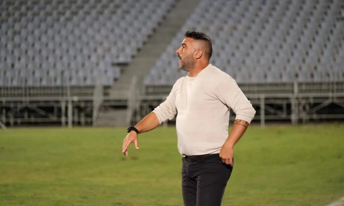 Emilio Fajardo, durante el partido del pasado s&aacute;bado en el Pedro S. Garrido. - Cristo Garc&iacute;a