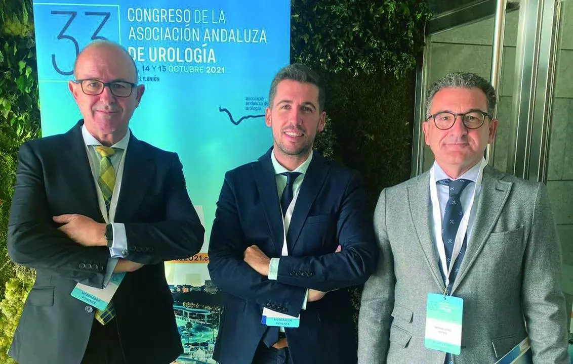 Los profesionales de ambos centros.  - Junta