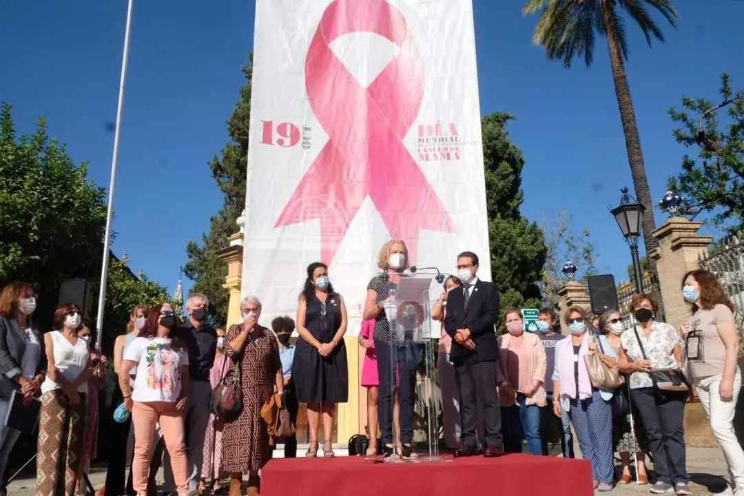 Acto en el Rectorado de la Universidad de Sevilla contra el C&aacute;ncer de Mama. - US