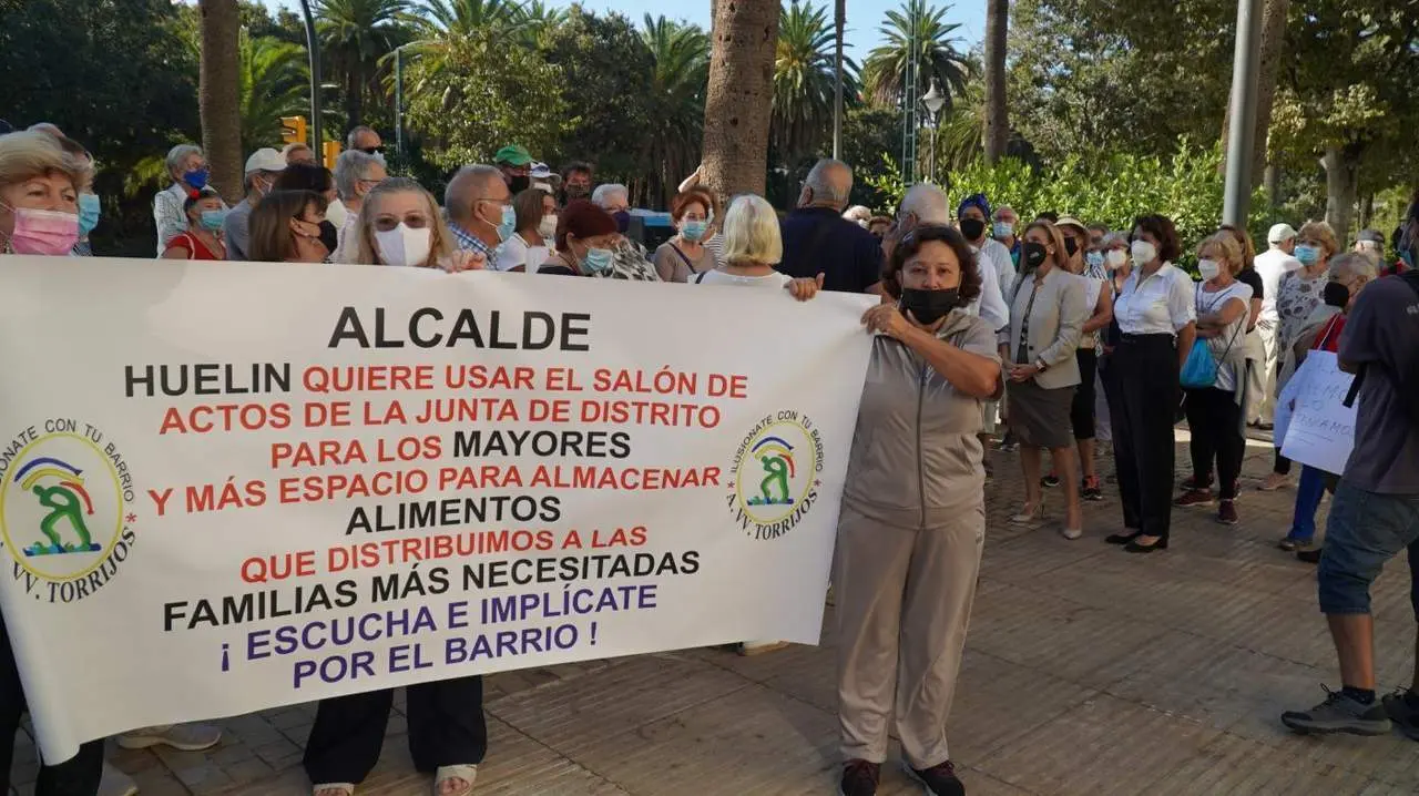 Protesta de los vecinos de Huelin.  - PSOE M&aacute;laga