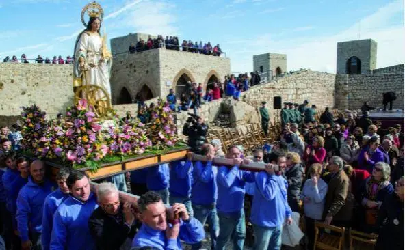 Imagen de Santa Catalina de Alejandr&iacute;a en procesi&oacute;n el a&ntilde;o 2019.   - Viva Ja&eacute;n.