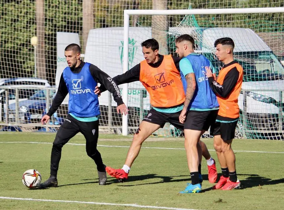 Imagen de un entrenamiento del C&oacute;rdoba CF esta semana - 