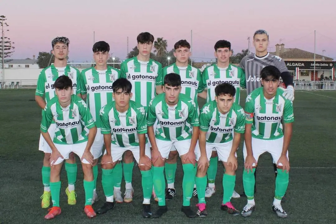 Once inicial que present&oacute; el equipo juvenil B del Atl&eacute;tico Sanluque&ntilde;o ante el Bal&oacute;n de C&aacute;diz - Ra&uacute;l J. Bustillos