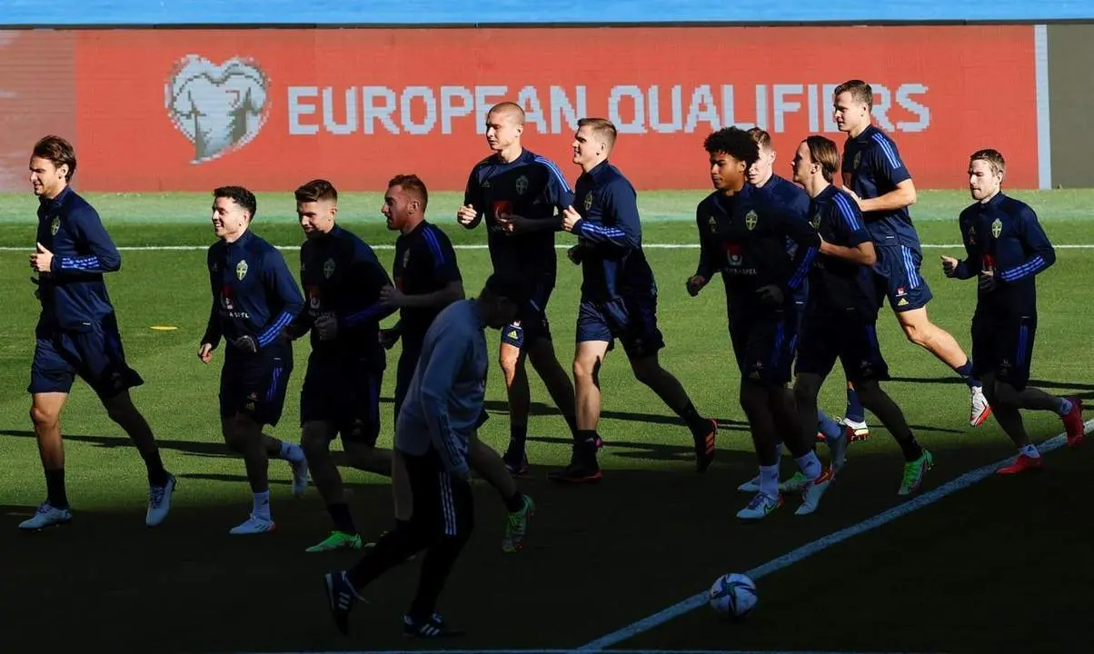 ENTRENAMIENTO DE LA SELECCI&Oacute;N DE SUECIA EN LA CARTUJA. - EFE