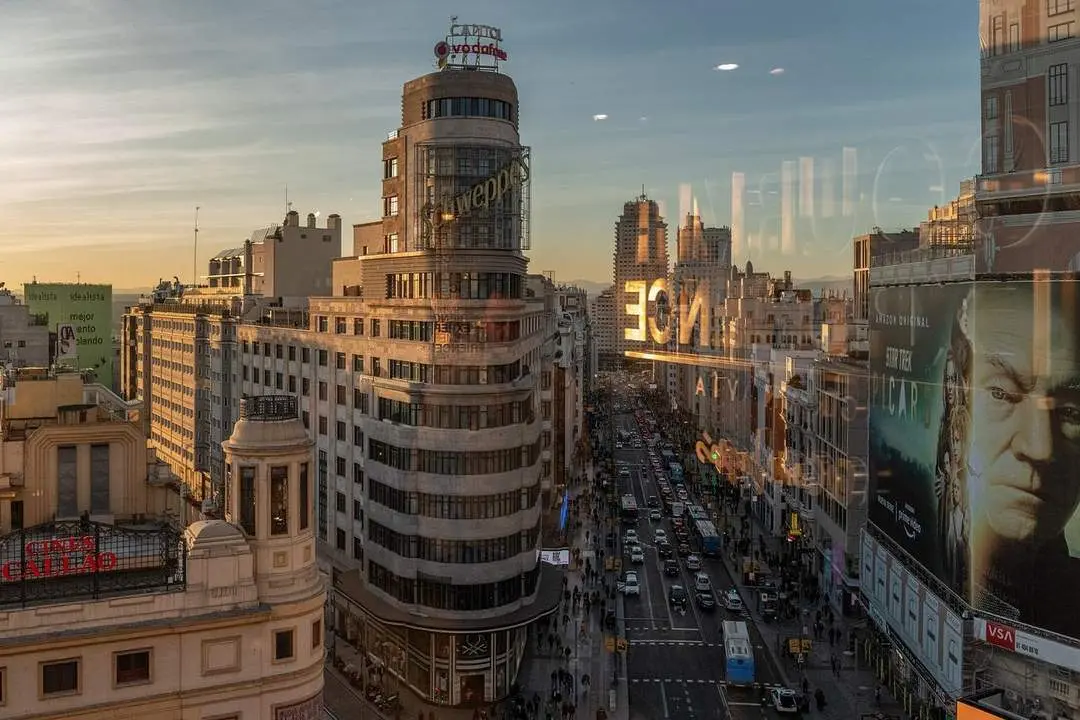 La Gran V&iacute;a ser&aacute; una de las calles iluminadas por la empresa de C&oacute;rdoba con sede en Puente Genil.  - VC