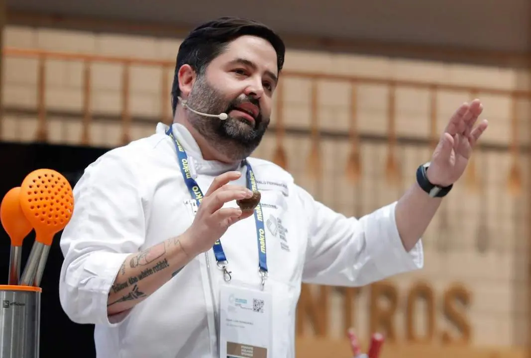 Juanlu Fern&aacute;ndez durante su participaci&oacute;n en San Sebasti&aacute;n - EFE/Juan Herrero