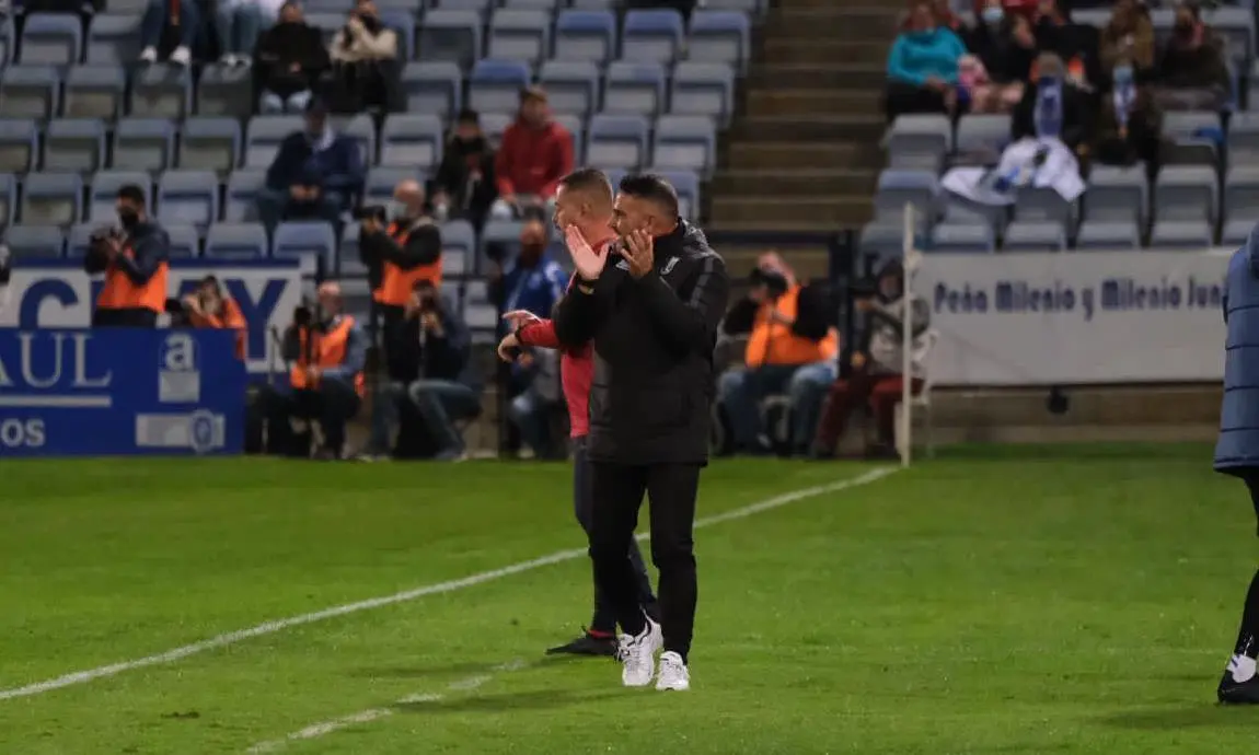 Emilio Fajardo, durante el partido del pasado mi&eacute;rcoles en el Nuevo Colombino. - Cristo Garc&iacute;a