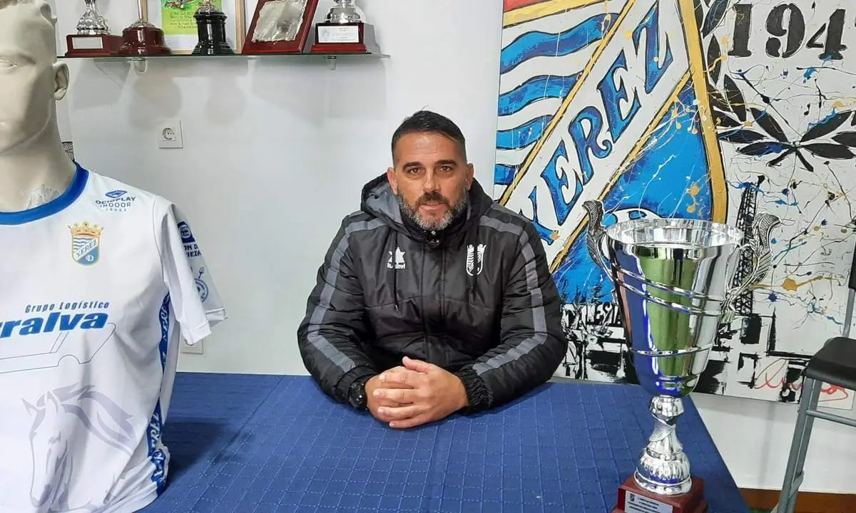 Emilio Fajardo, este viernes en rueda de prensa. - Viva Jerez