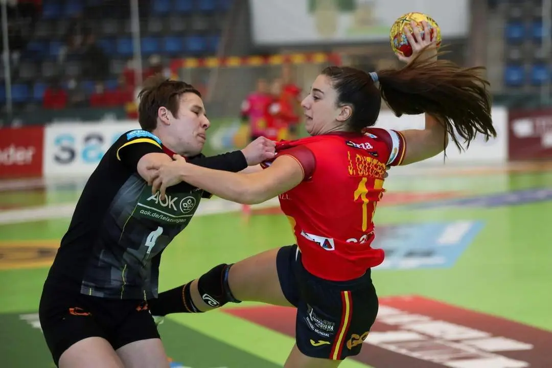 Jennifer Guti&eacute;rrez, en el partido contra Alemania. - EFE