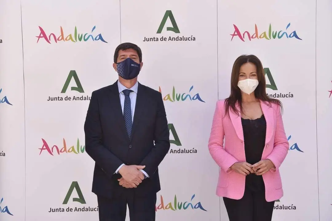 Juan Mar&iacute;n y Mar&iacute;a &Aacute;ngeles Muriel. - VH