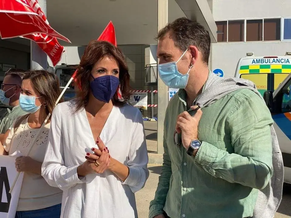Martina Velarde y Toni Valero. - EP
