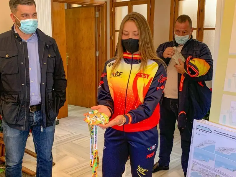 Laura Tom&eacute;, acaba de proclamarse campeona de Europa en la modalidad individual s&eacute;nior. - Ayto. Benalm&aacute;dena