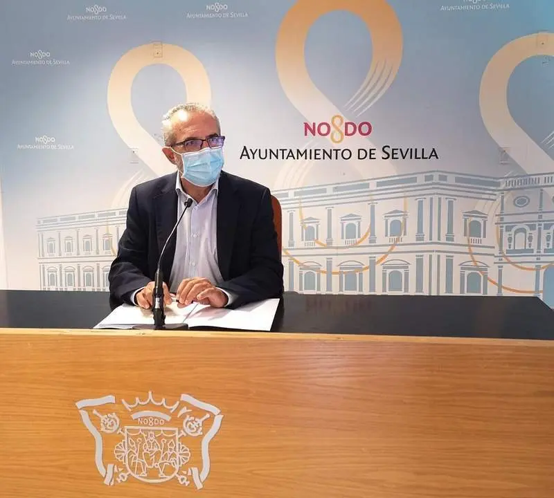 El delegado de Bienestar Social y Empleo y planes integrales de transformaci&oacute;n social, Juan Manuel Flores, en foto de archivo. - AYTO
