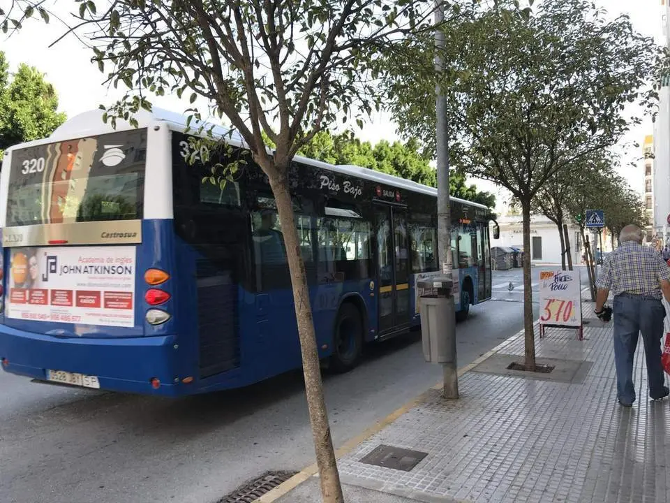 Autob&uacute;s urbano. - 